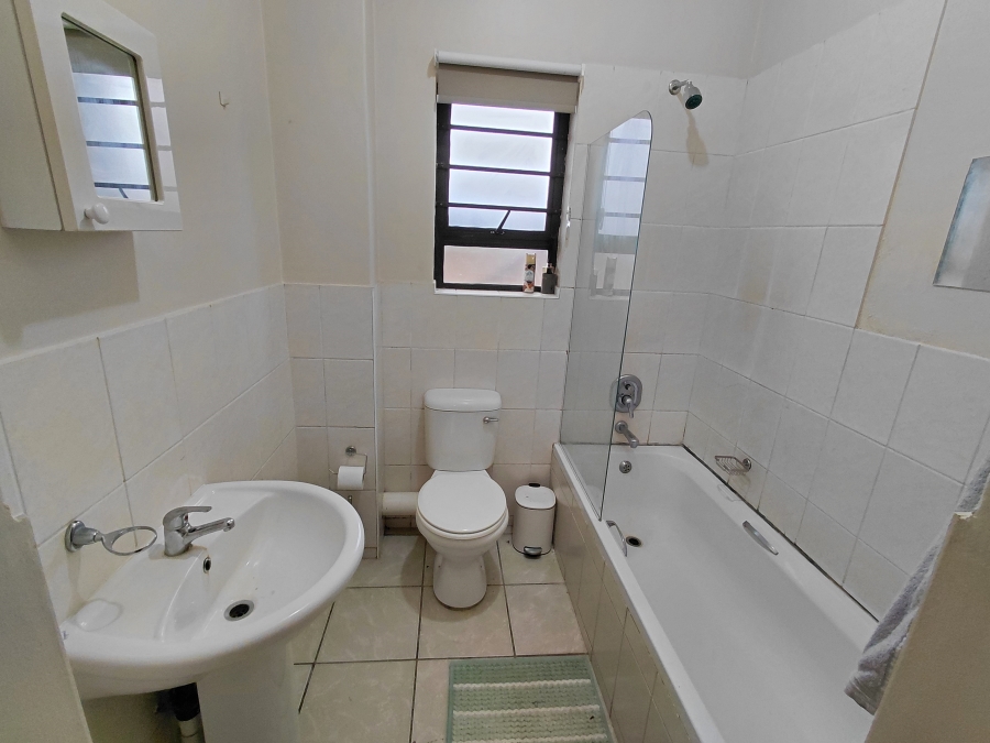 To Let 1 Bedroom Property for Rent in Doringkruin North West